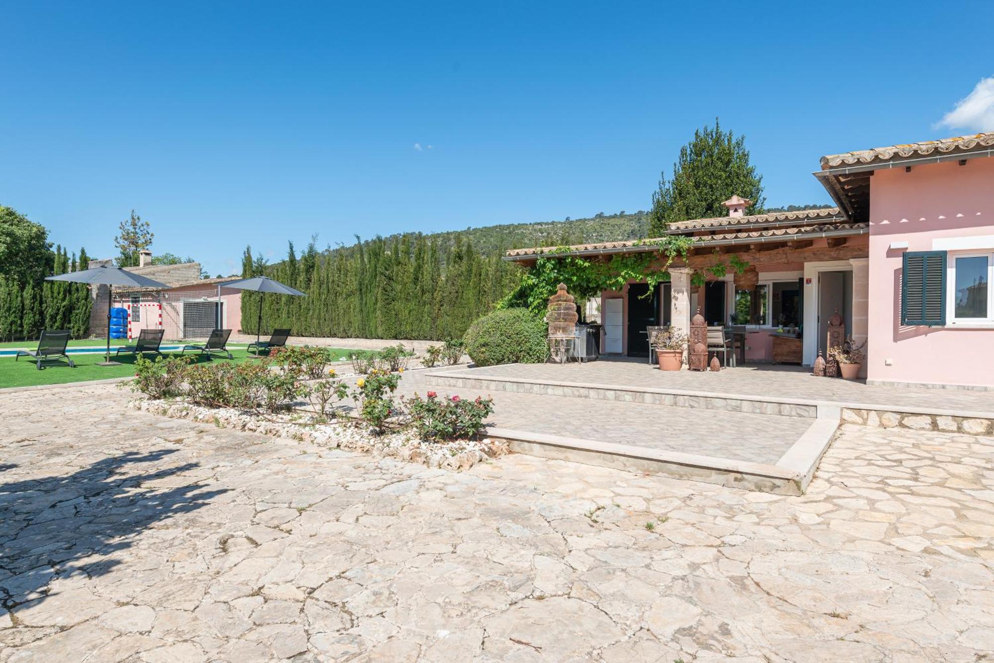 Ses Veles Villa *